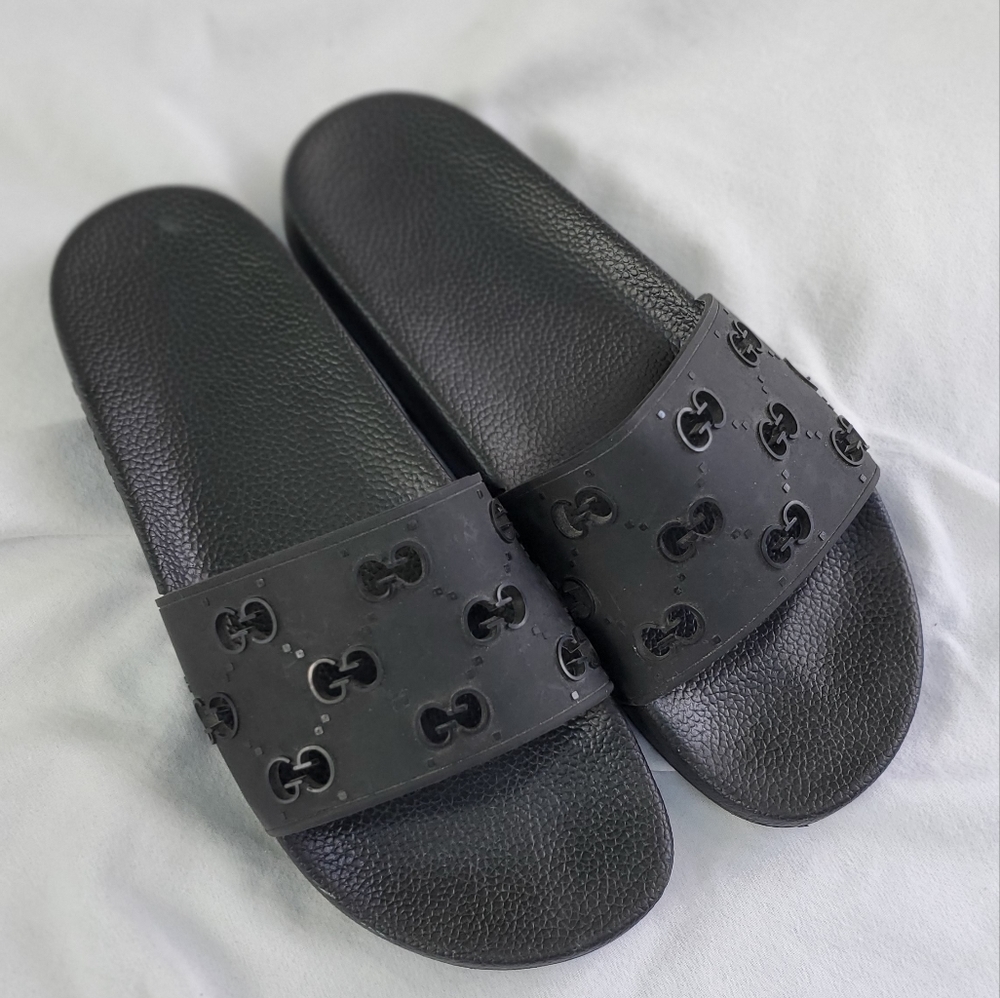 Gucci slides